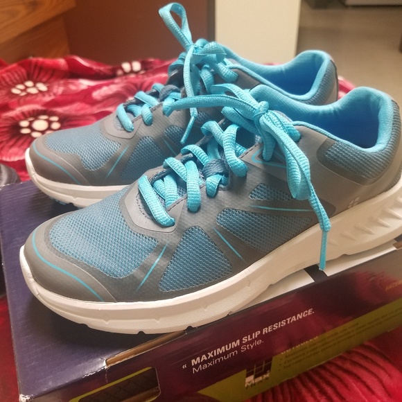 Work shoes - Picture 1 of 4